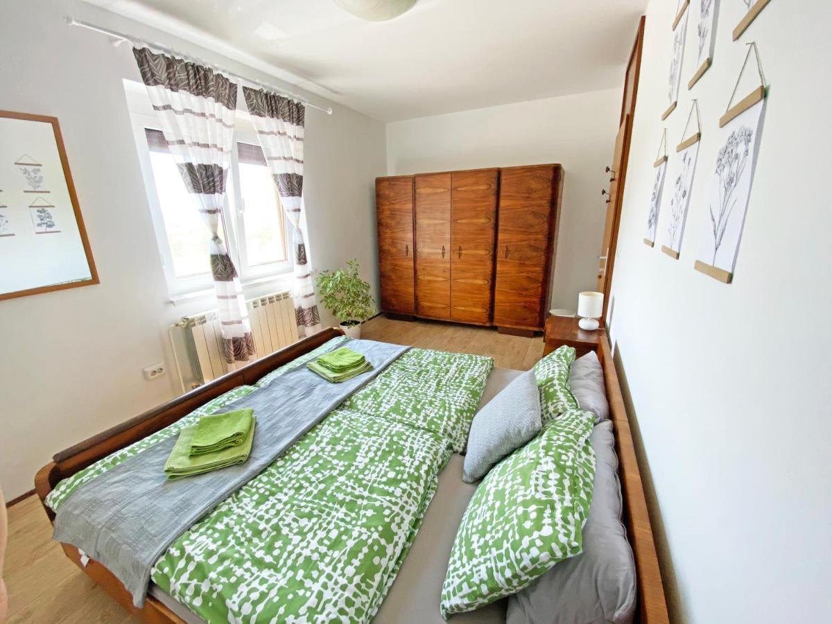 Apartma Jancic Apartamento Dobrovo Exterior foto